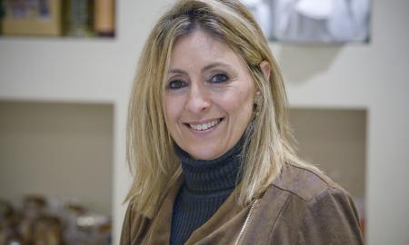 Elisabeth Morera, propietària de la Pastisseria Sant Jordi