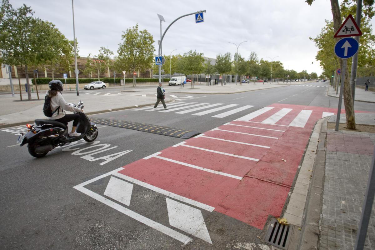 Nova senyalització Avinguda de Béjar amb carrer Consell de cent Nebridi Aróztegui (1)